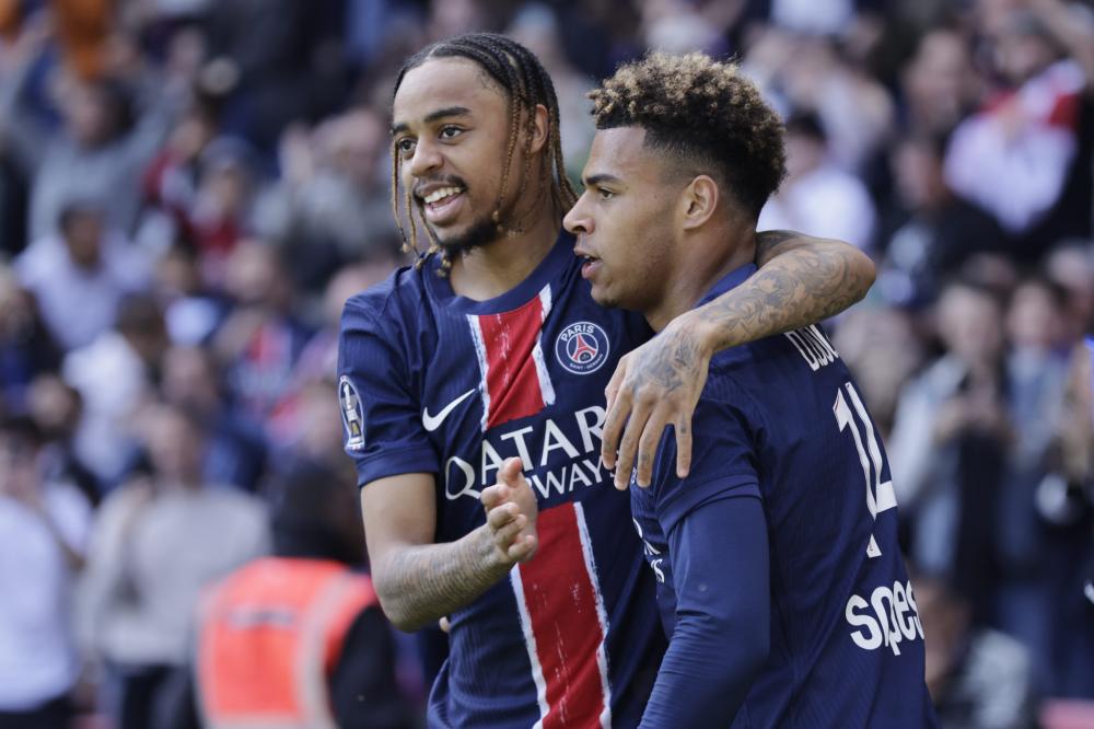 詹姆斯提出 詹姆斯提出